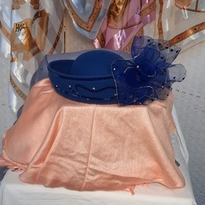 Women's Dress Hat w/ Hat Box
